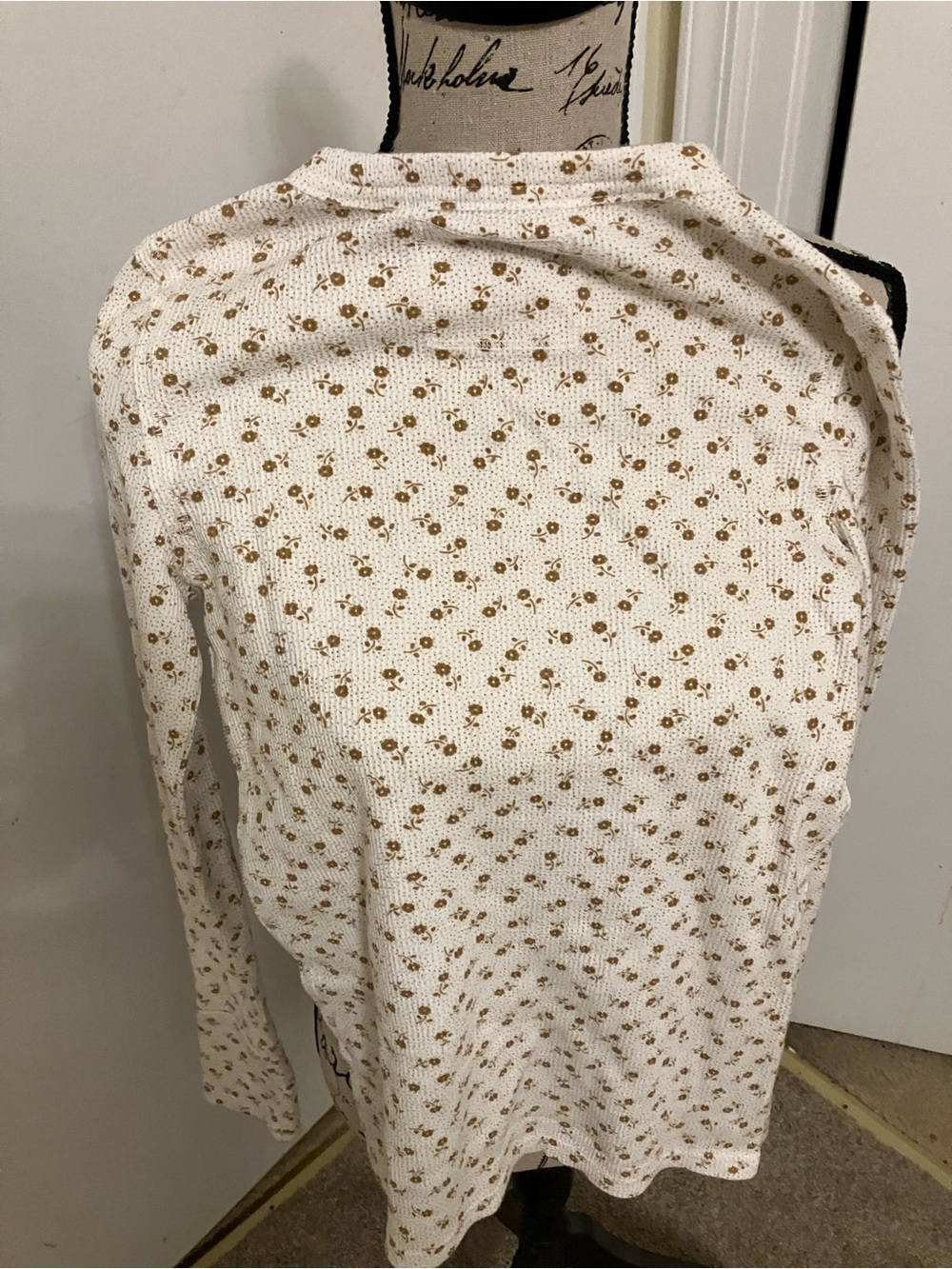 NWT Aerie long sleeved layering top small - Picture 4 of 4